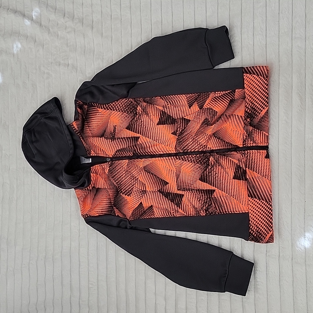 Spalding Zip Up Hoodie M (boy 10/12)